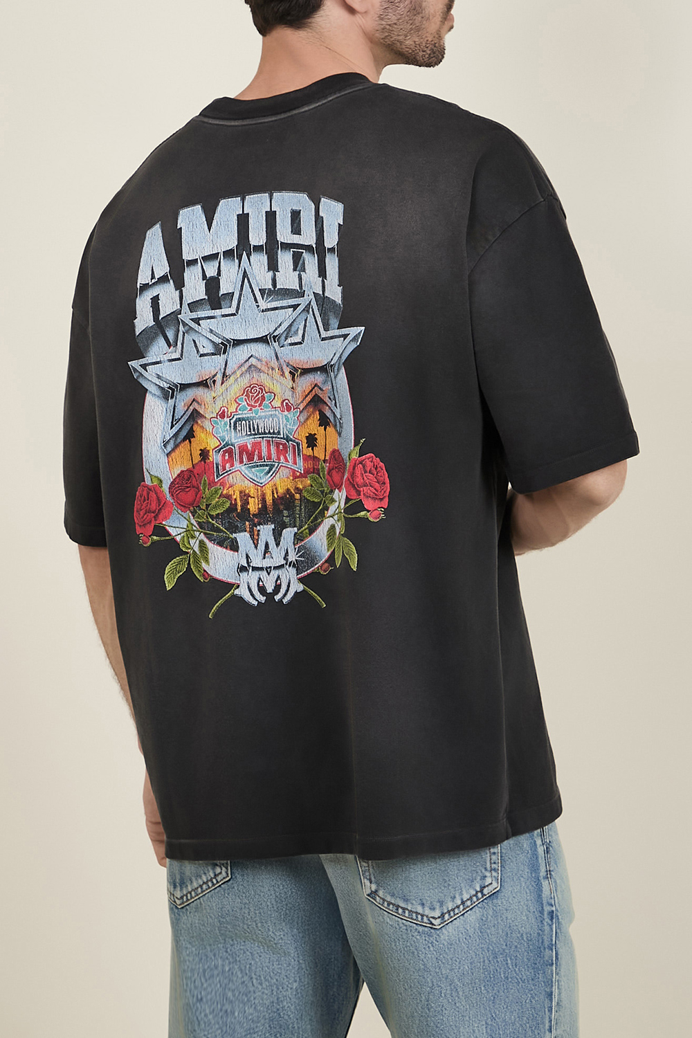 תמונת דוגמן אחורית של חולצת טי AMIRI