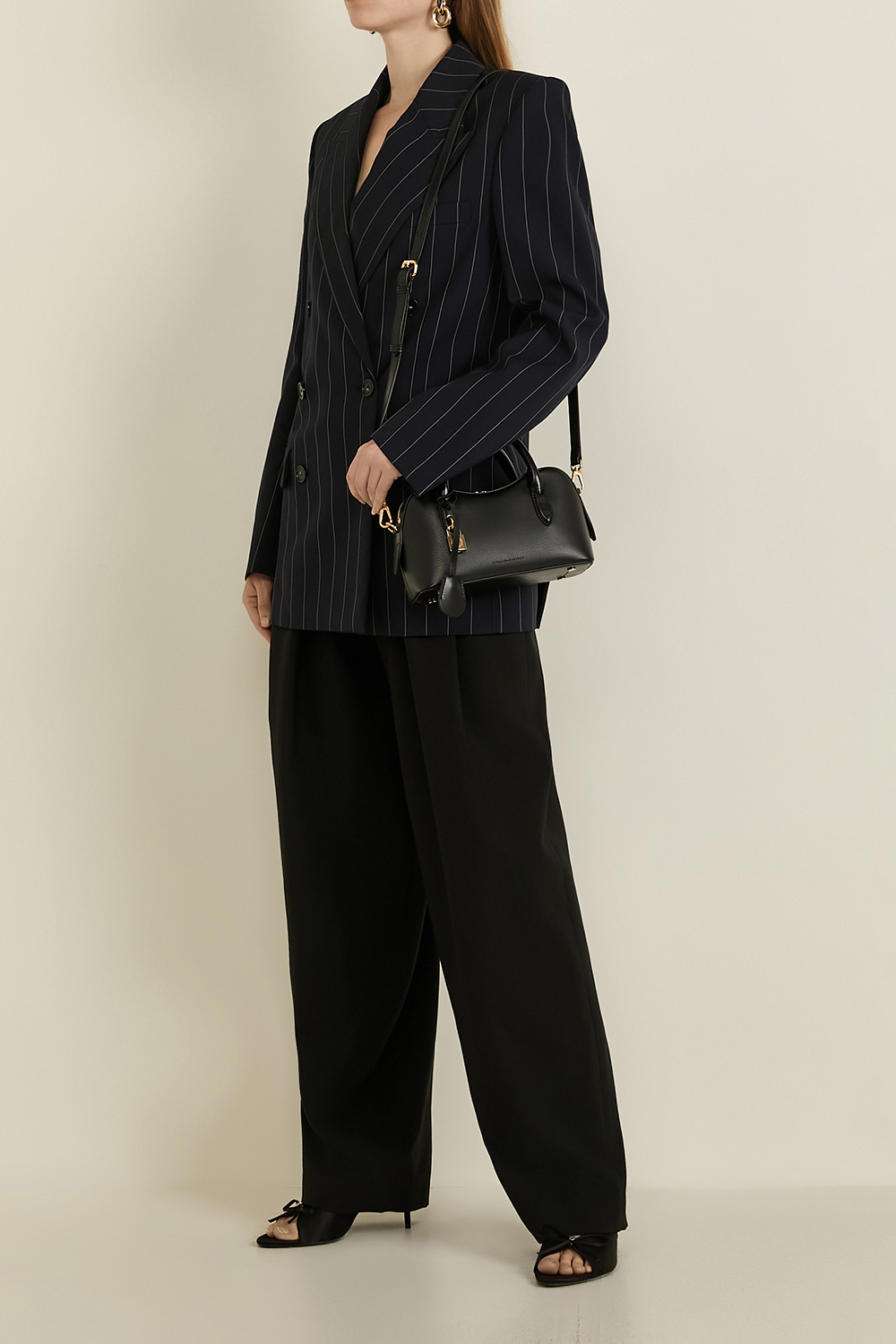 תמונת דוגמן קידמית של תיק STELLA MCCARTNEY