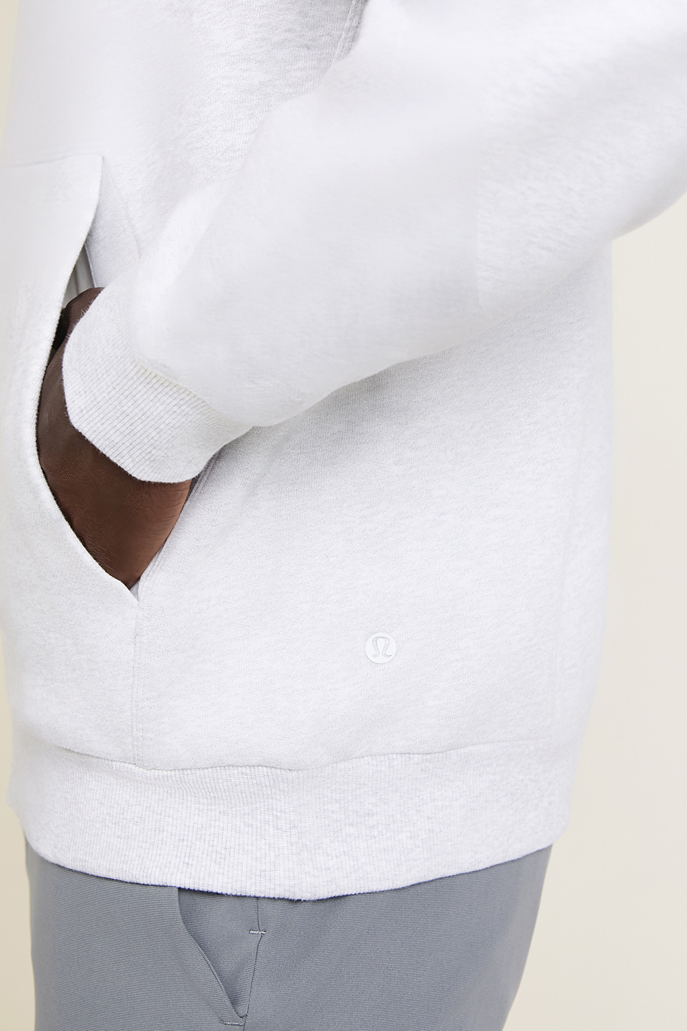 תמונת תקריב דוגמן של Steady State Full-Zip Hoodie LULULEMON