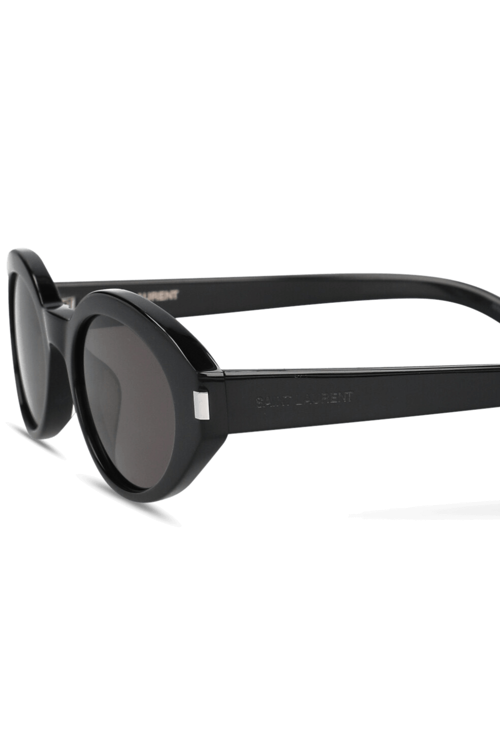 תמונת תקריב של משקפי שמש SL 567 SAINT LAURENT