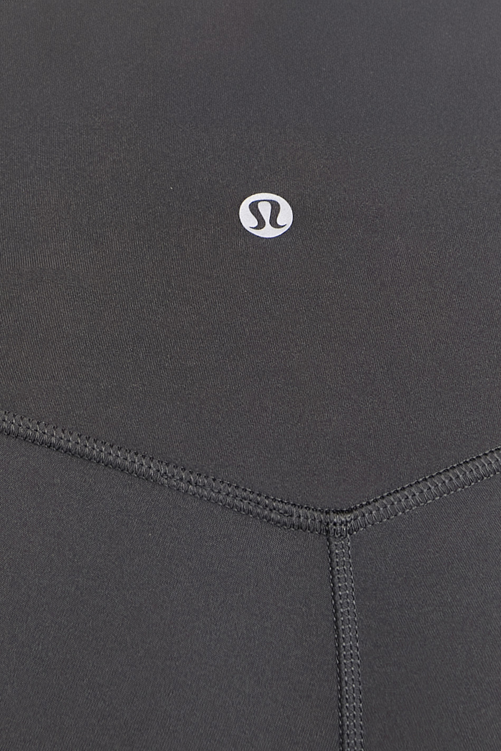 תמונת תקריב דוגמן של Align™ Mini-Flare Pant *Regular LULULEMON