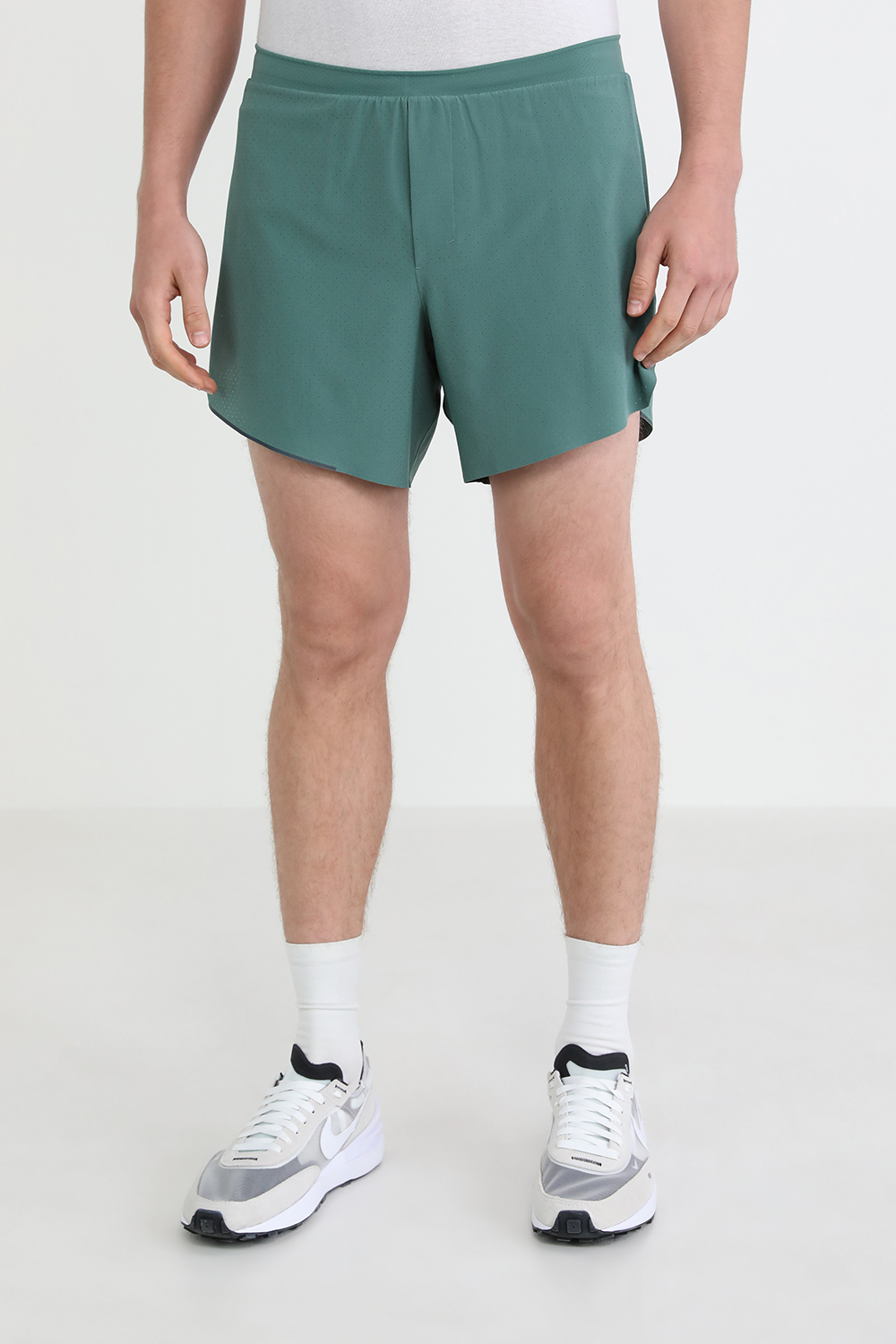 תמונת דוגמן קידמית של Fast And Free Short Lined 6