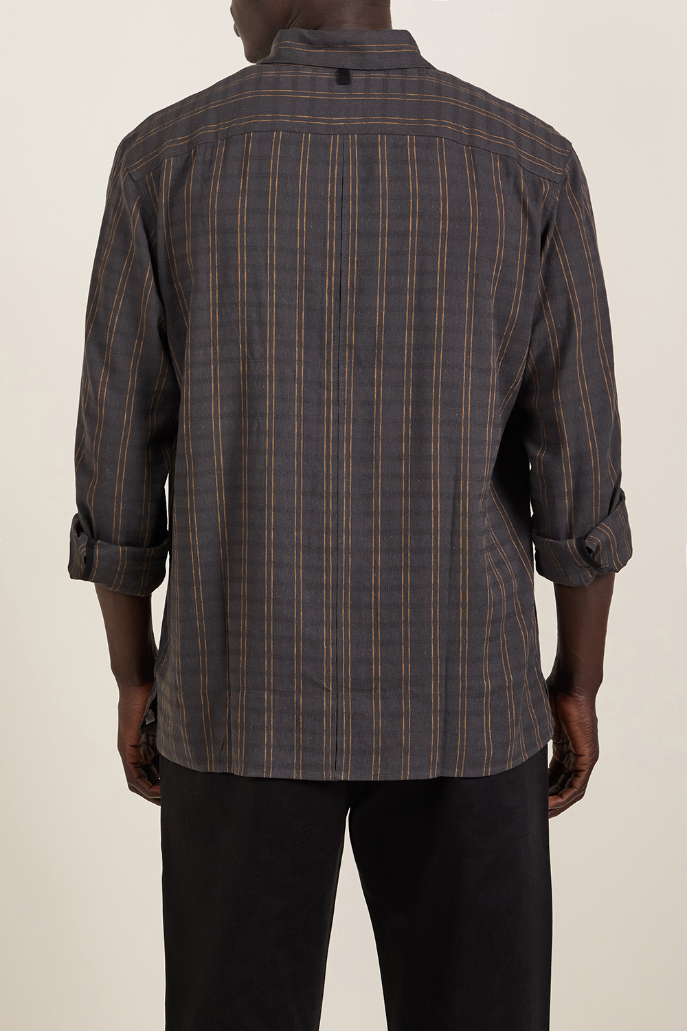 תמונת דוגמן אחורית של חולצת כפתורים RAG & BONE