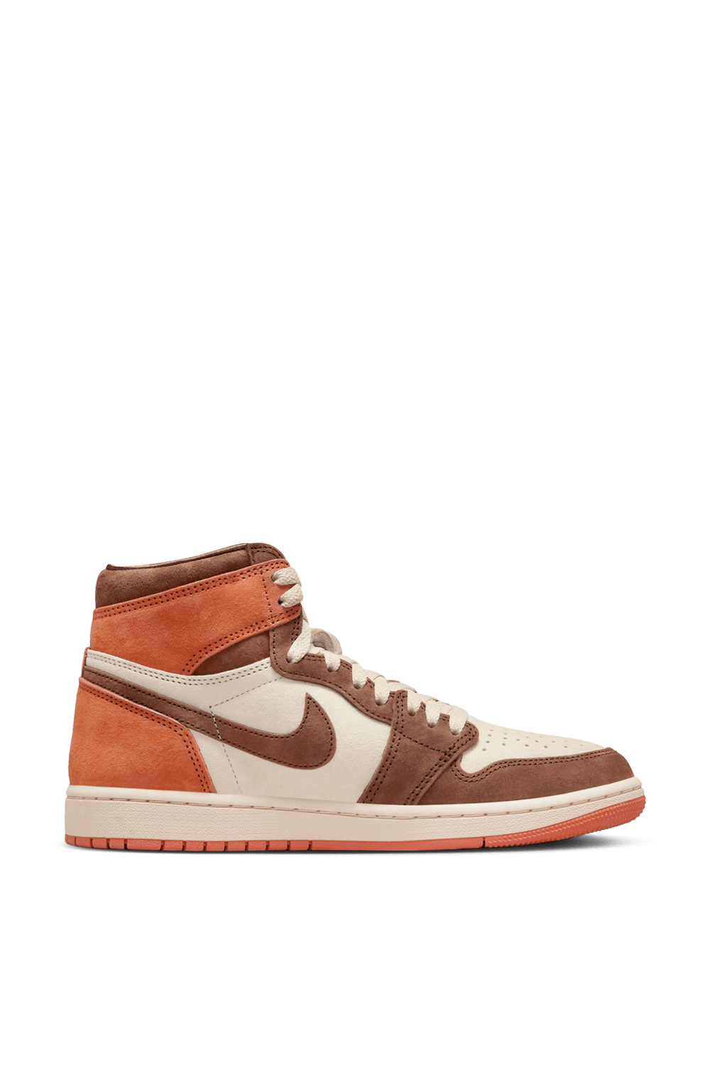 תמונה קידמית של נעלי סניקרס אייר ג'ורדן 1 רטרו NIKE