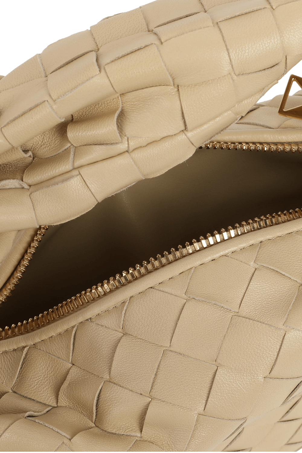 תמונת פנים של תיק ג'ודי בגודל מיני מעור ניוד BOTTEGA VENETA