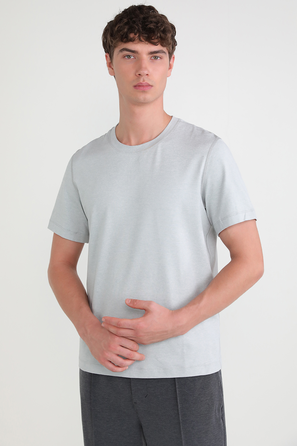 תמונת דוגמן קידמית של Soft Jersey Short Sleeve