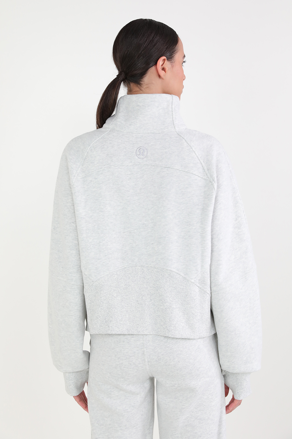 תמונת דוגמן אחורית של Scuba Oversized Funnel Neck LULULEMON