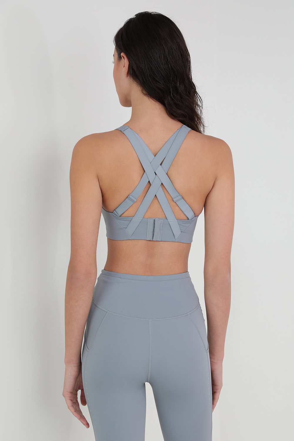 תמונת דוגמן אחורית של Lululemon Energy Bra High Support