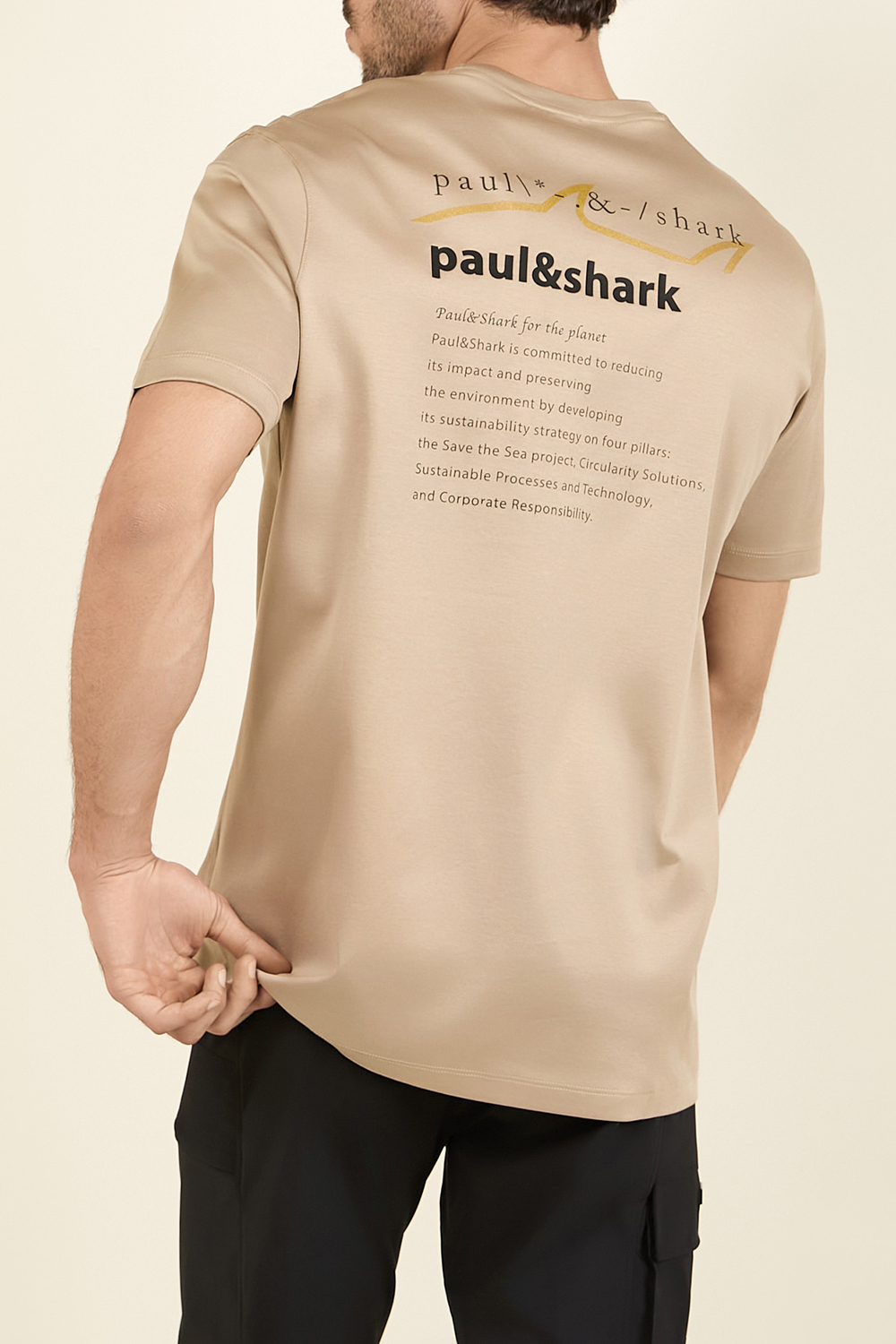 תמונת דוגמן אחורית של חולצת טי PAUL & SHARK