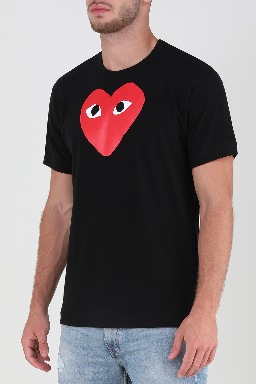 תמונת דוגמן קידמית של חולצת פליי טי עם לוגו COMME des GARCONS