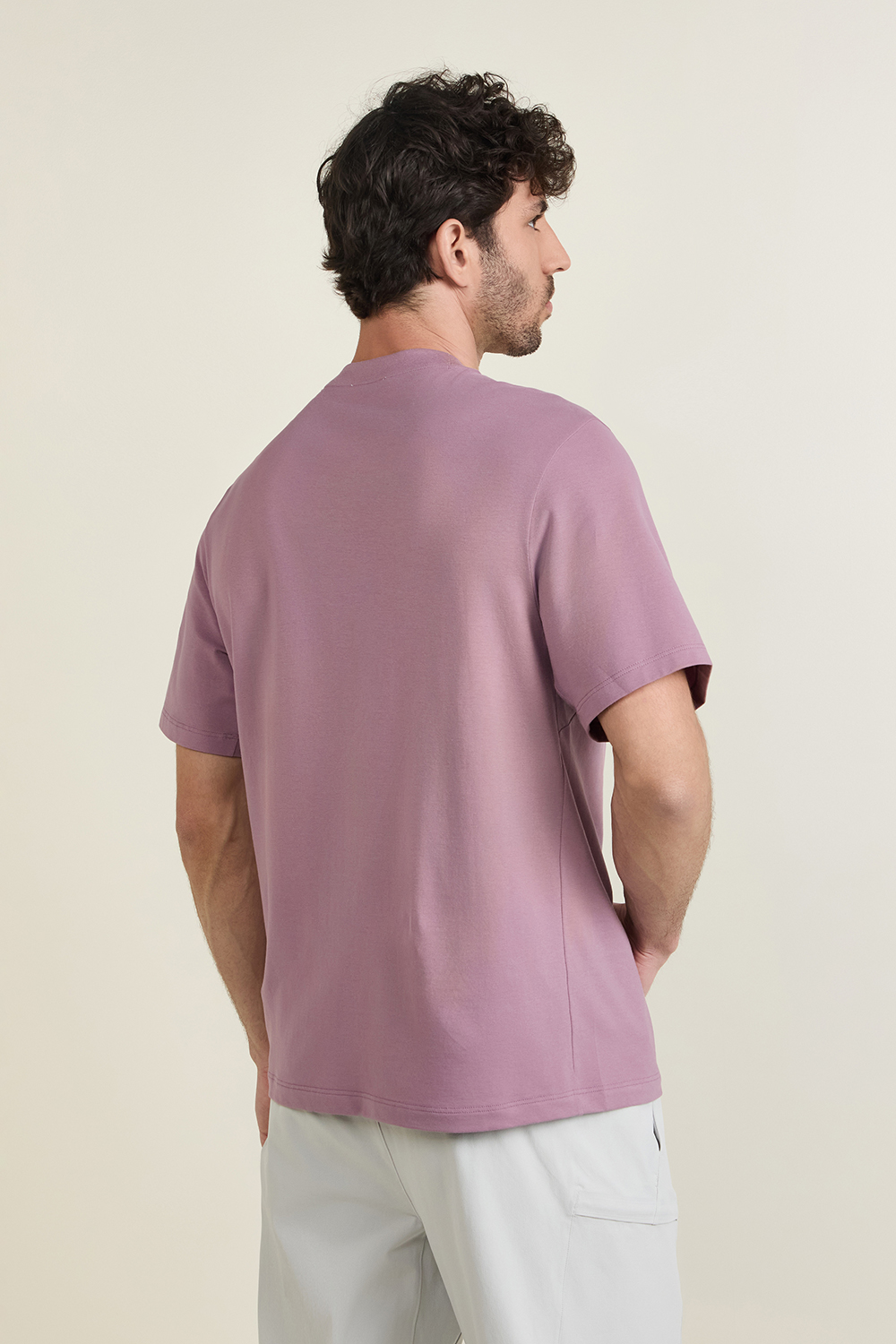 תמונת דוגמן אחורית של Zeroed In Short Sleeve Shirt LULULEMON