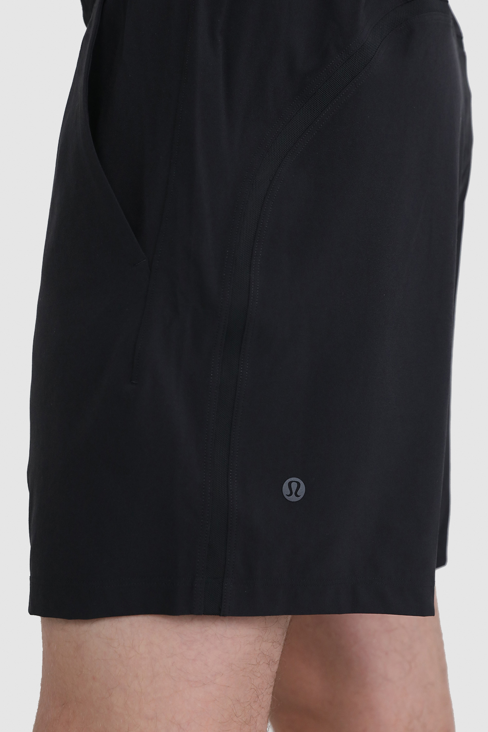 תמונת תקריב דוגמן של Pace Breaker Linerless Short 7 LULULEMON
