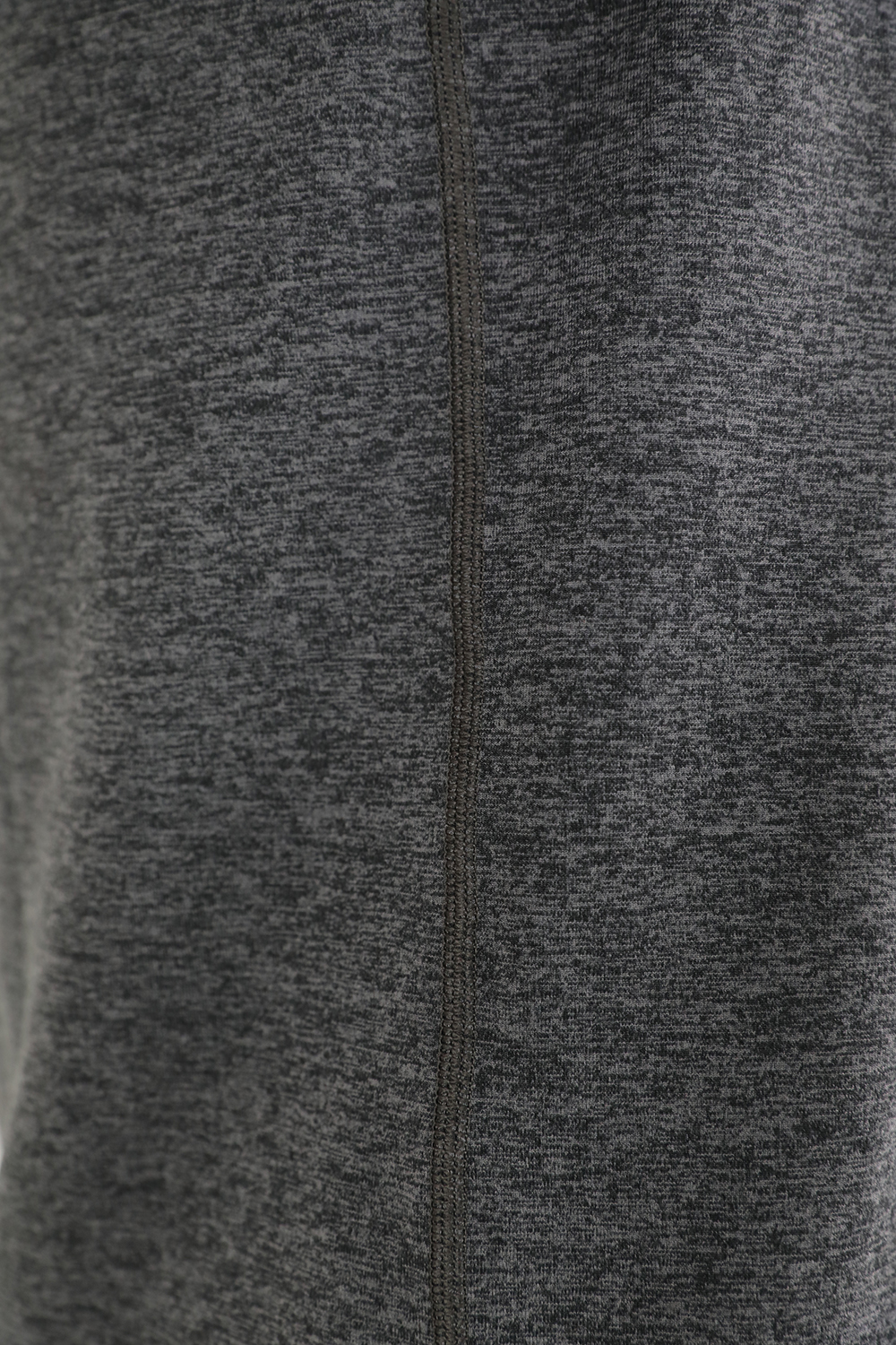 תמונת תקריב דוגמן של Soft Jersey Short Sleeve LULULEMON