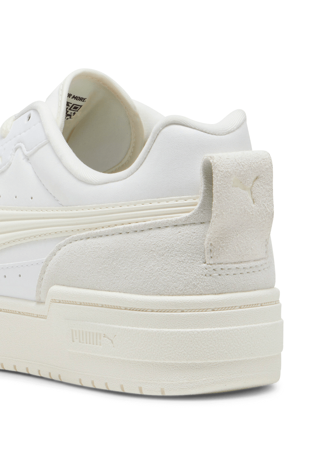 תמונת פנים של נעלי סניקרס PUMA