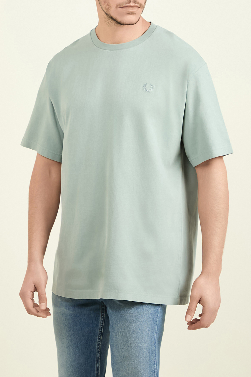 תמונת דוגמן קידמית של חולצת טי FRED PERRY