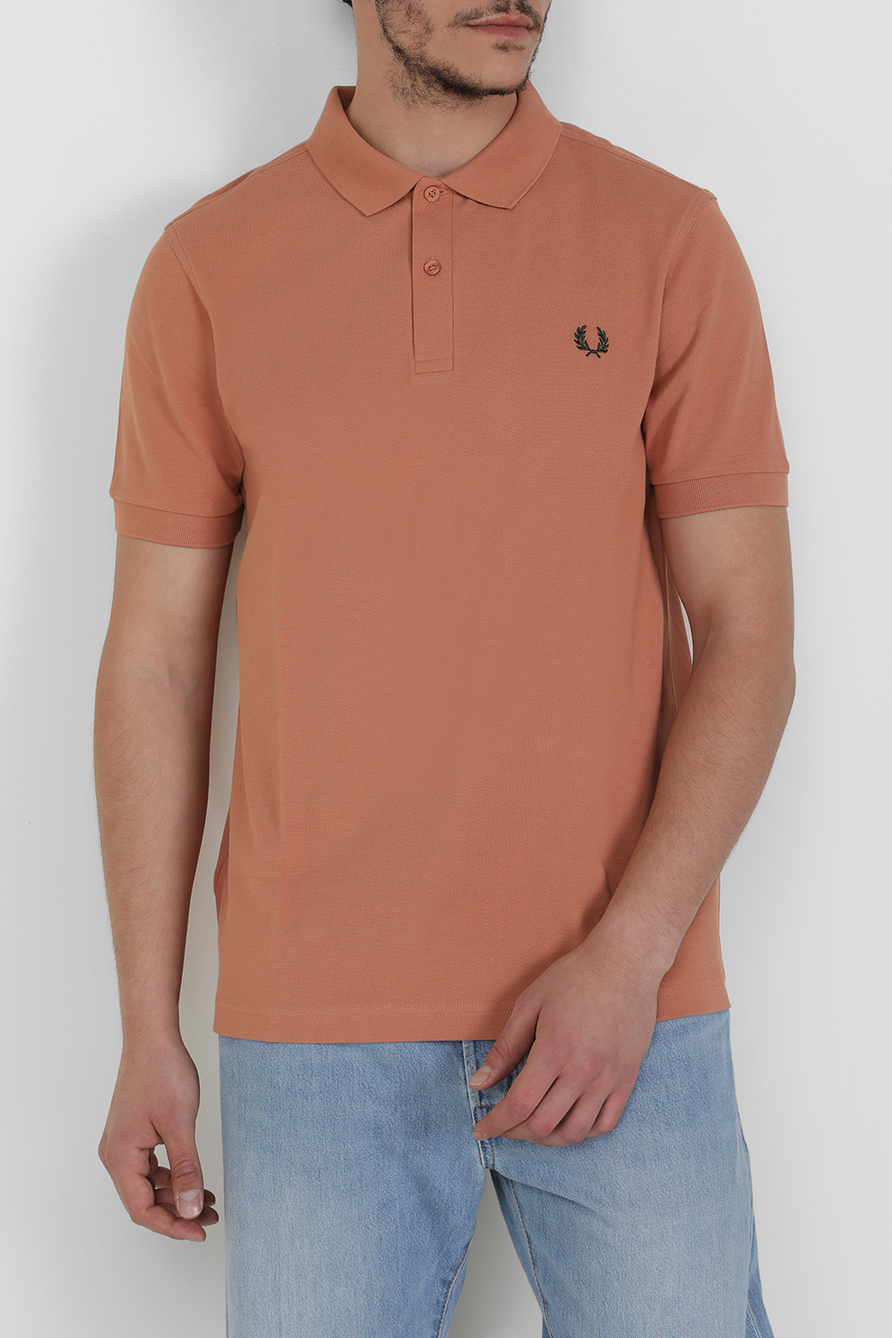 תמונת דוגמן קידמית של חולצת פולו קצרה FRED PERRY