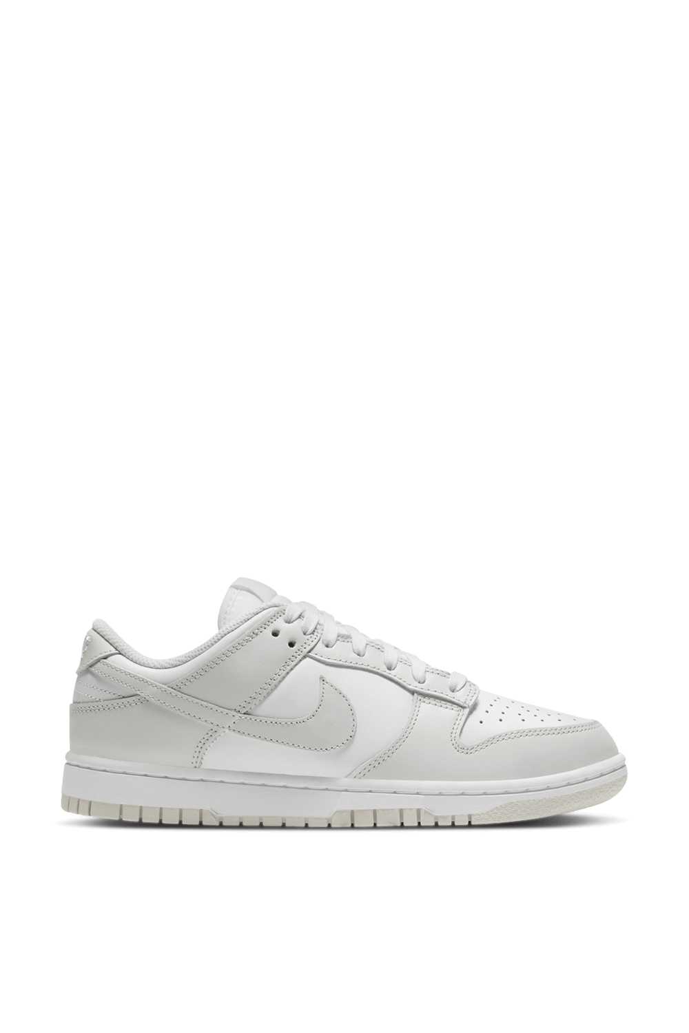 תמונה קידמית של נעלי סניקרס דאנק NIKE