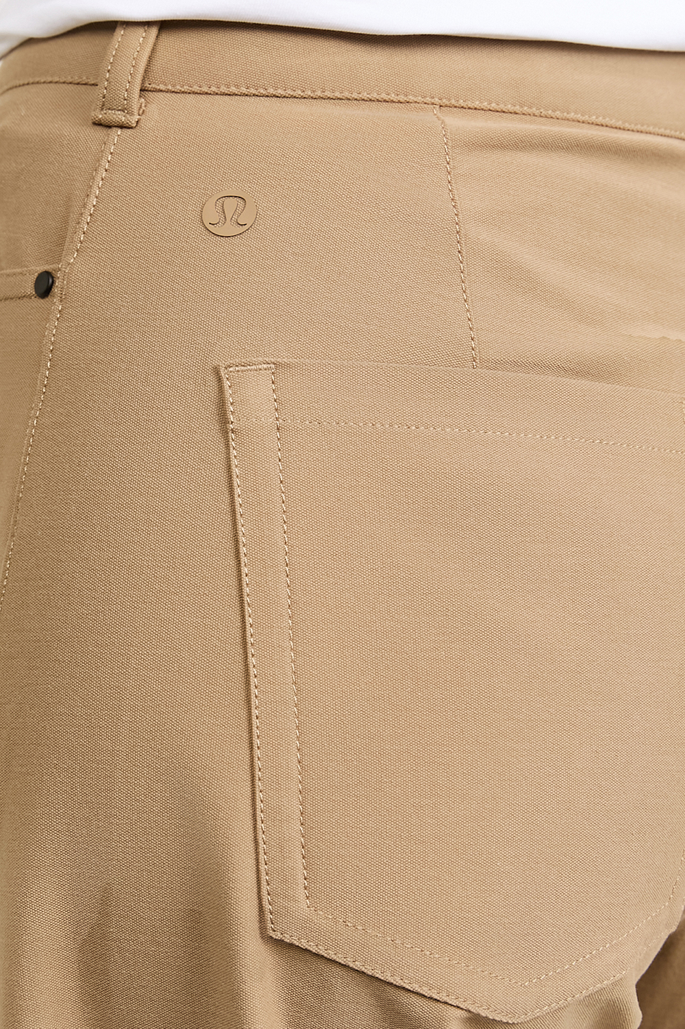 תמונת תקריב דוגמן של City Sleek Utilitech Extra-Wide-Leg Pant *Regular LULULEMON