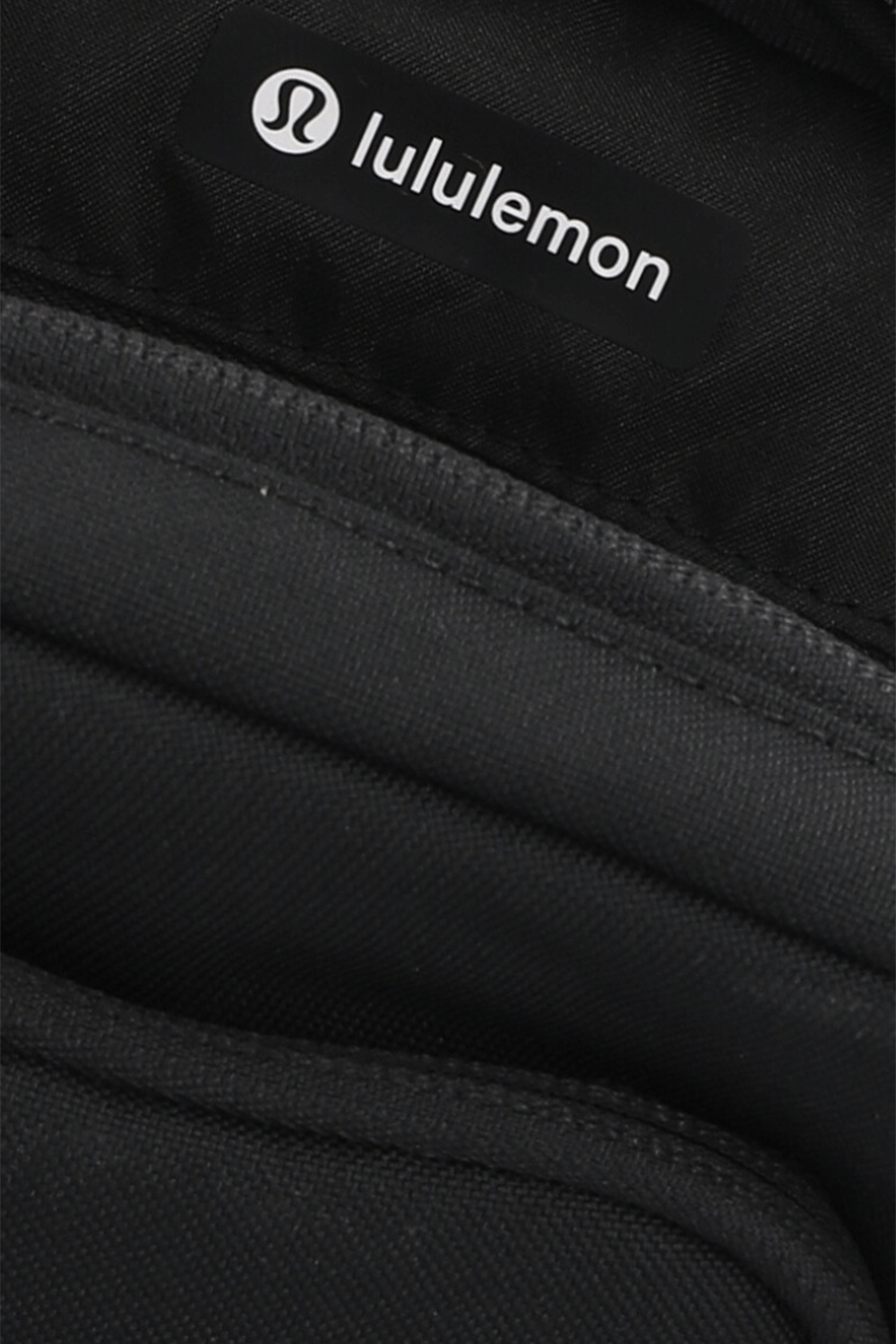 תמונת פנים של Commuter Sling Bag LULULEMON