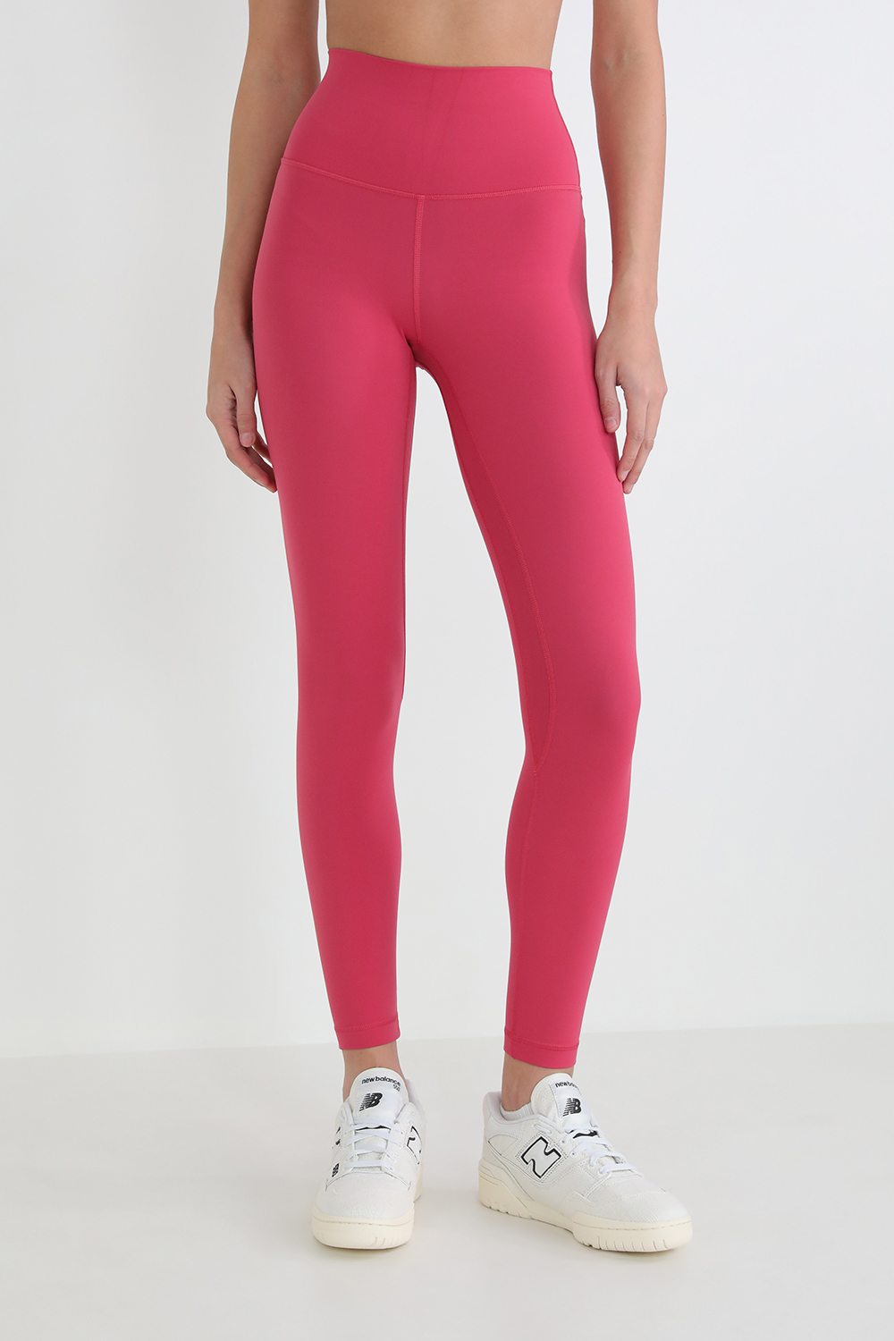 תמונת דוגמן קידמית של Align HR Pant 25" Leggings