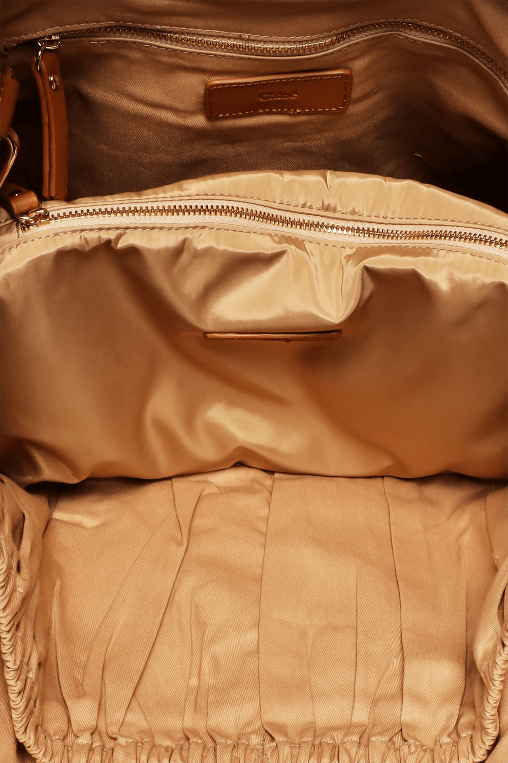 תמונת פנים של CHANGING BAG