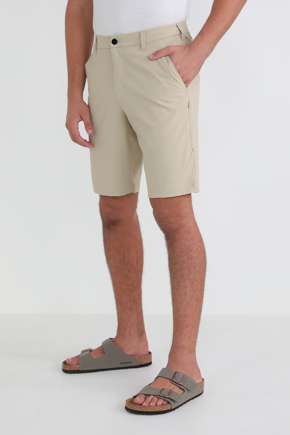 תמונת דוגמן קידמית של Commission Golf Short 10