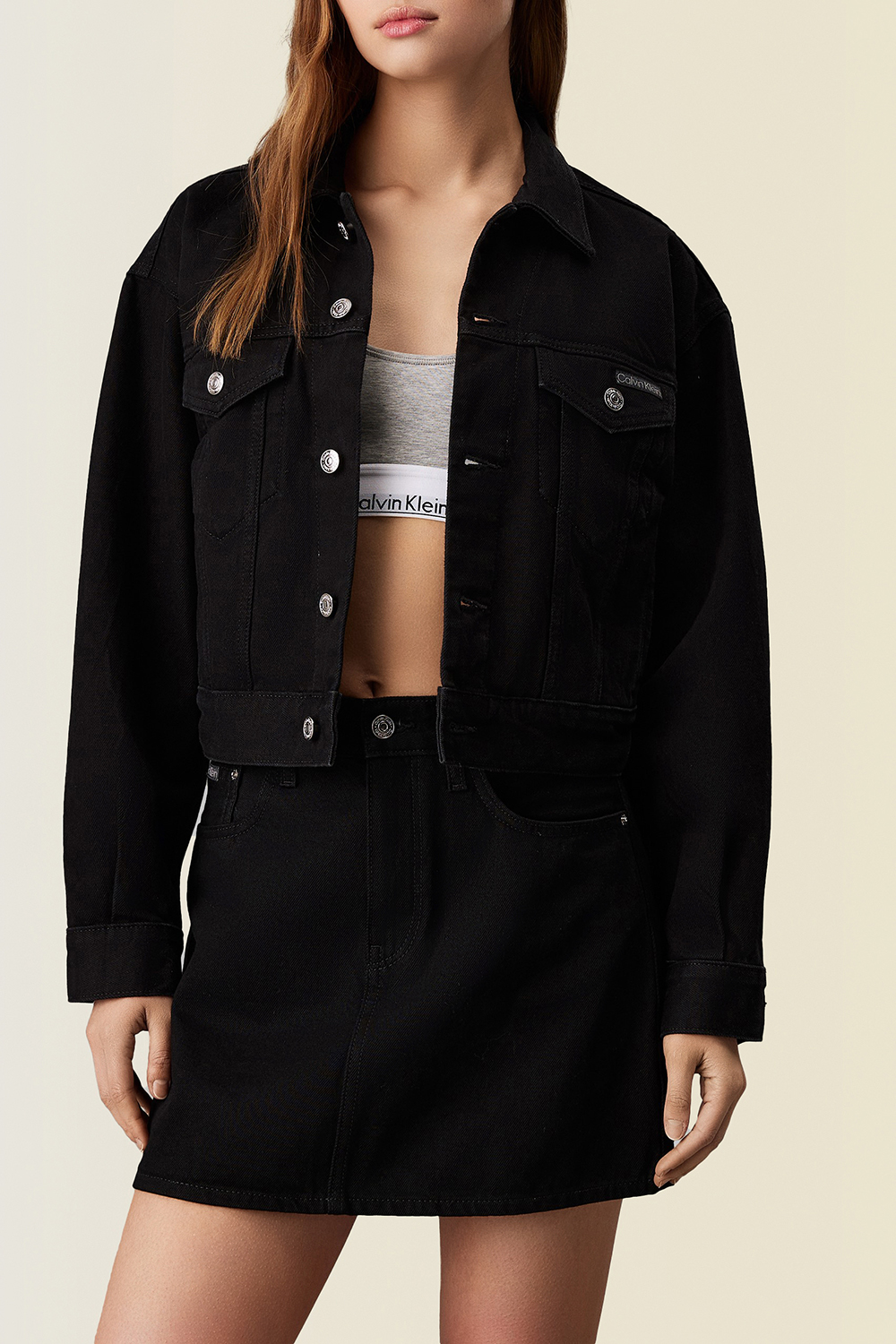 תמונת דוגמן קידמית של ז'קט ג'ינס CALVIN KLEIN