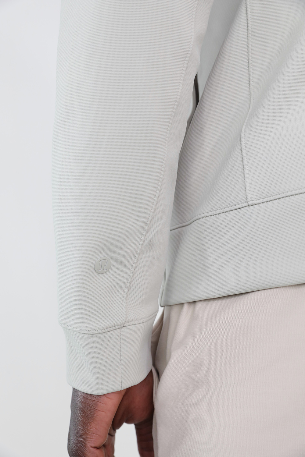 תמונת תקריב דוגמן של Sojourn Jacket