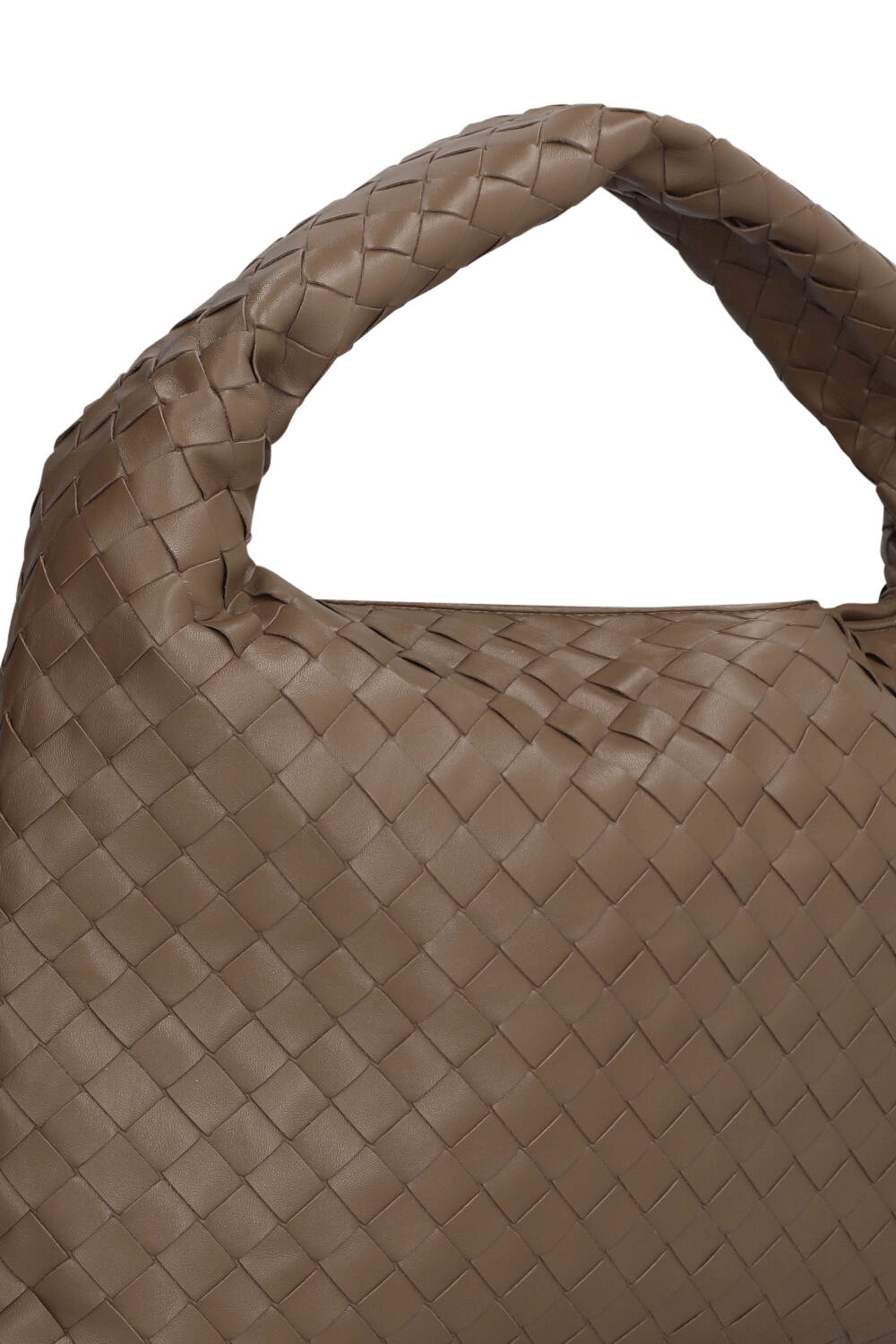 תמונת תקריב של תיק כתף הופ סמול BOTTEGA VENETA