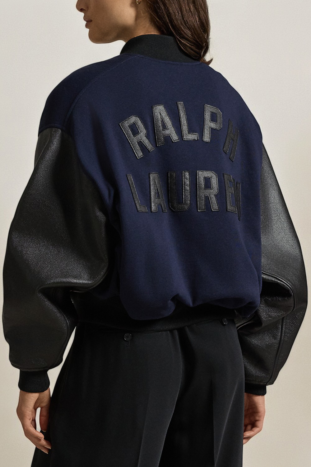 תמונת דוגמן אחורית של ז'קט בומבר POLO RALPH LAUREN
