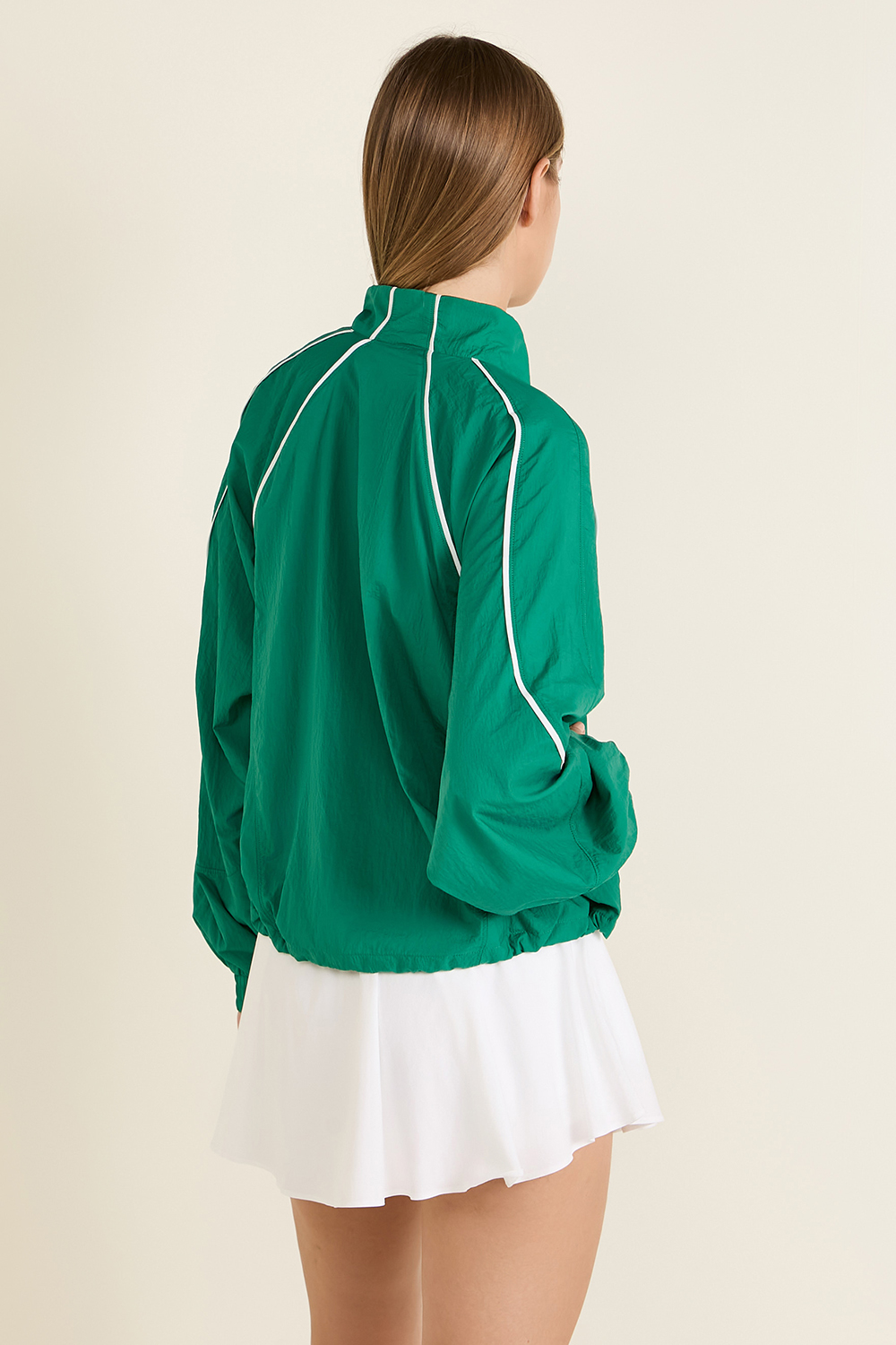 תמונת דוגמן אחורית של License to Train Lightweight Jacket