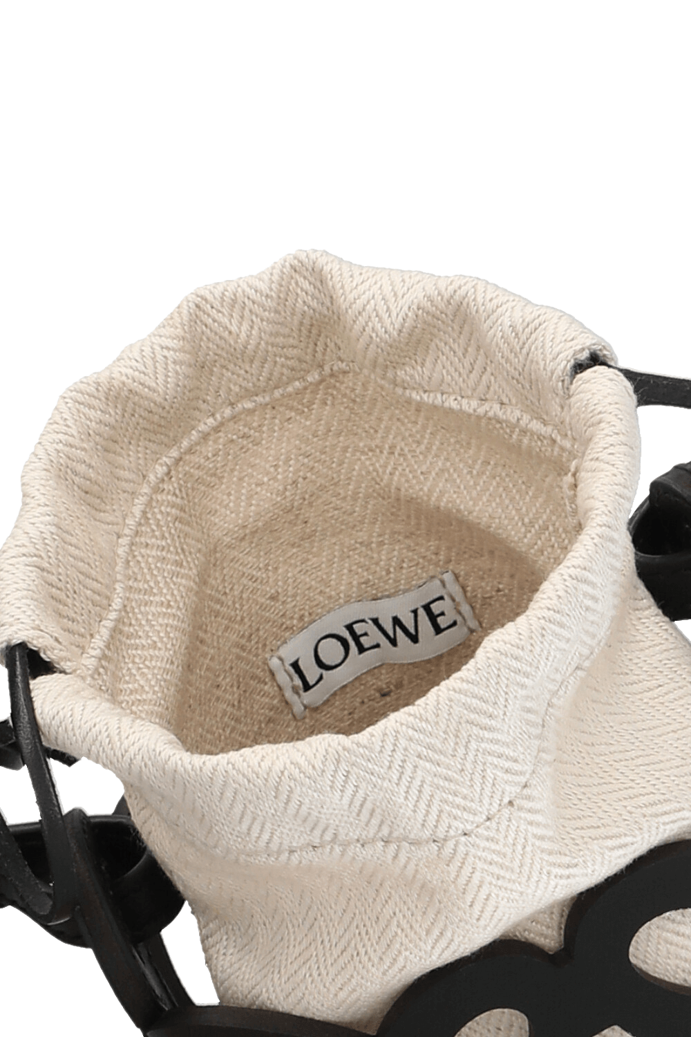 תמונת פנים של תיק מונוגרמה קאט אאוט LOEWE