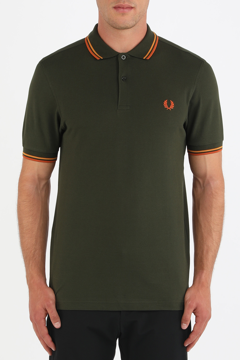 תמונת דוגמן קידמית של Classic Polo Shirt in Green FRED PERRY