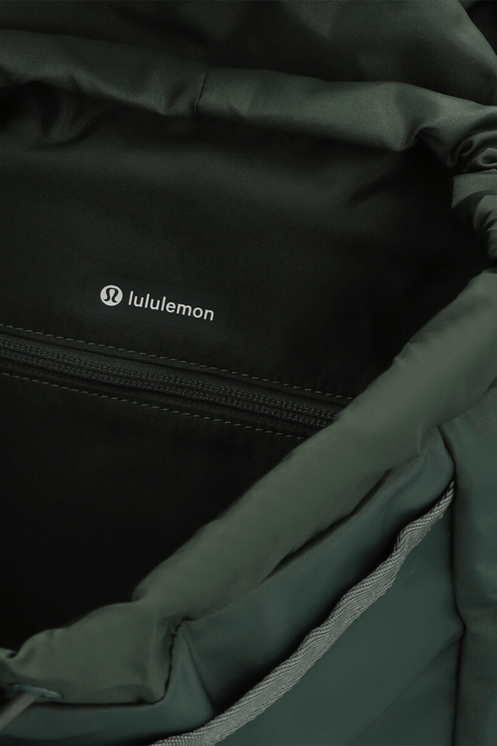 תמונת פנים של Wunderlust Backpack 25L LULULEMON