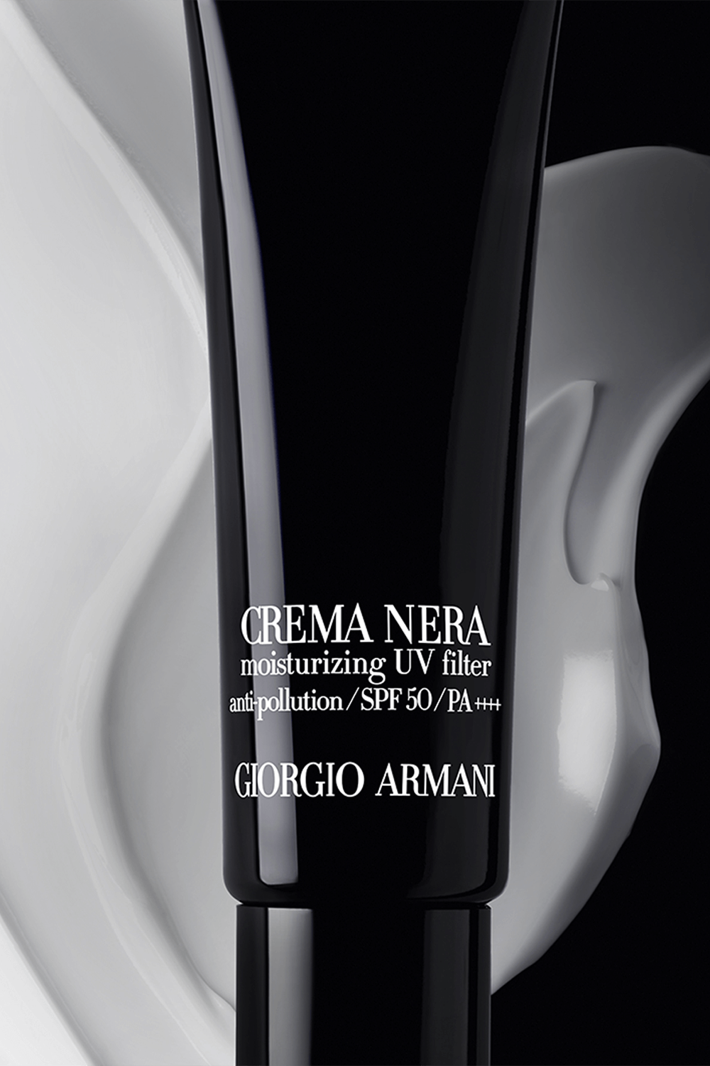 תמונת פנים של קרם פנים קרמה נרה במרקם קליל ARMANI BEAUTY