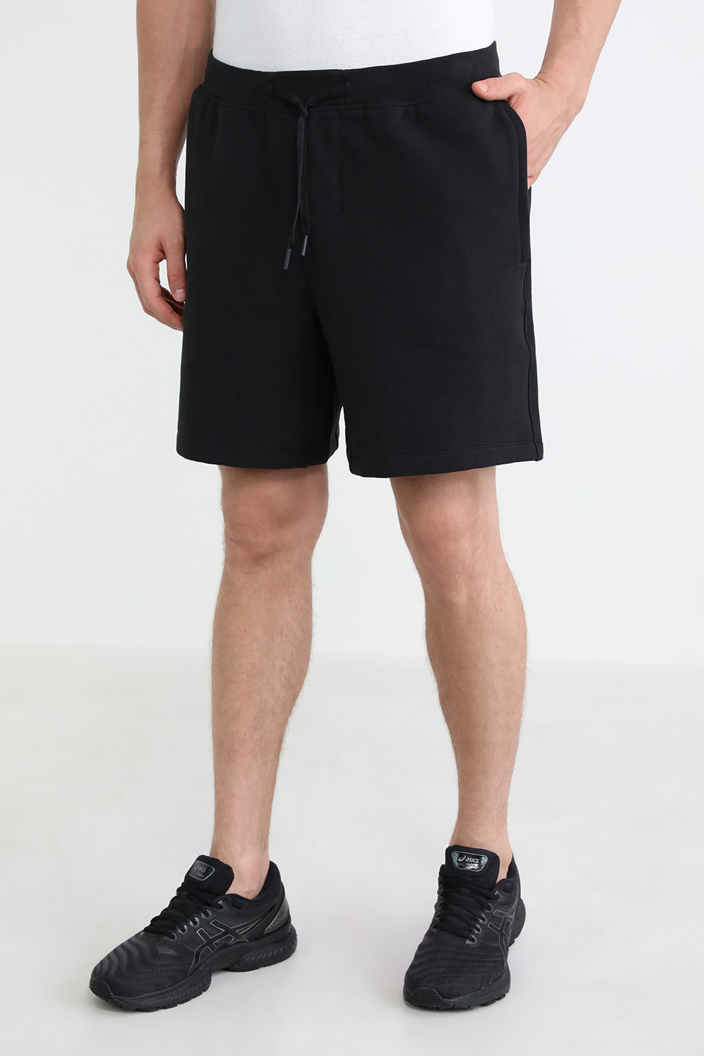 תמונת דוגמן קידמית של Steady State Short 7
