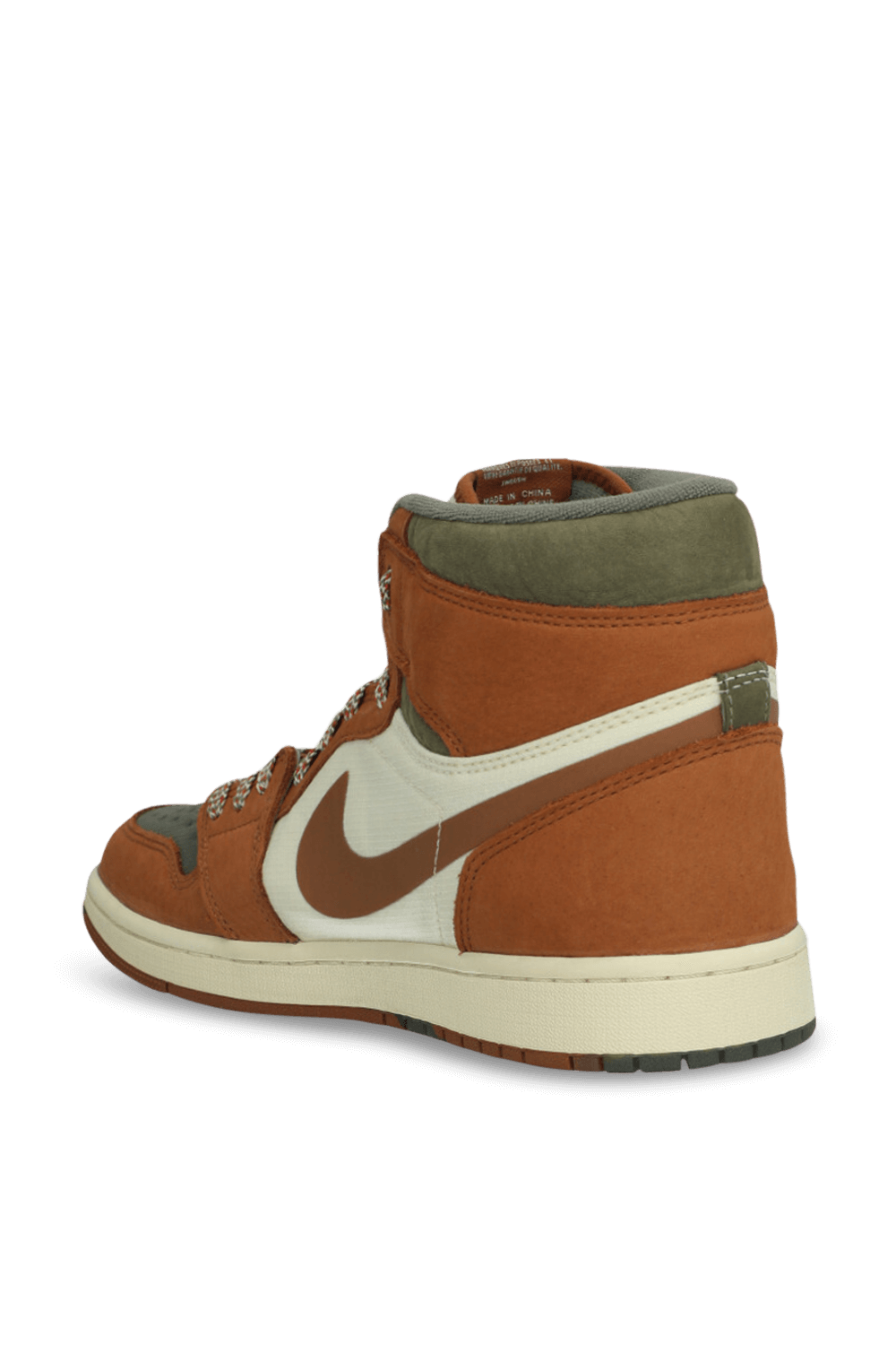 תמונה אחורית של נעלי סניקרס NIKE