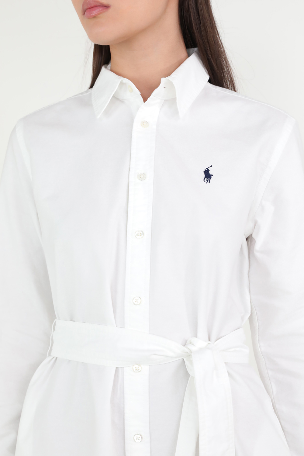 תמונת תקריב דוגמן של שמלה מכופתרת POLO RALPH LAUREN