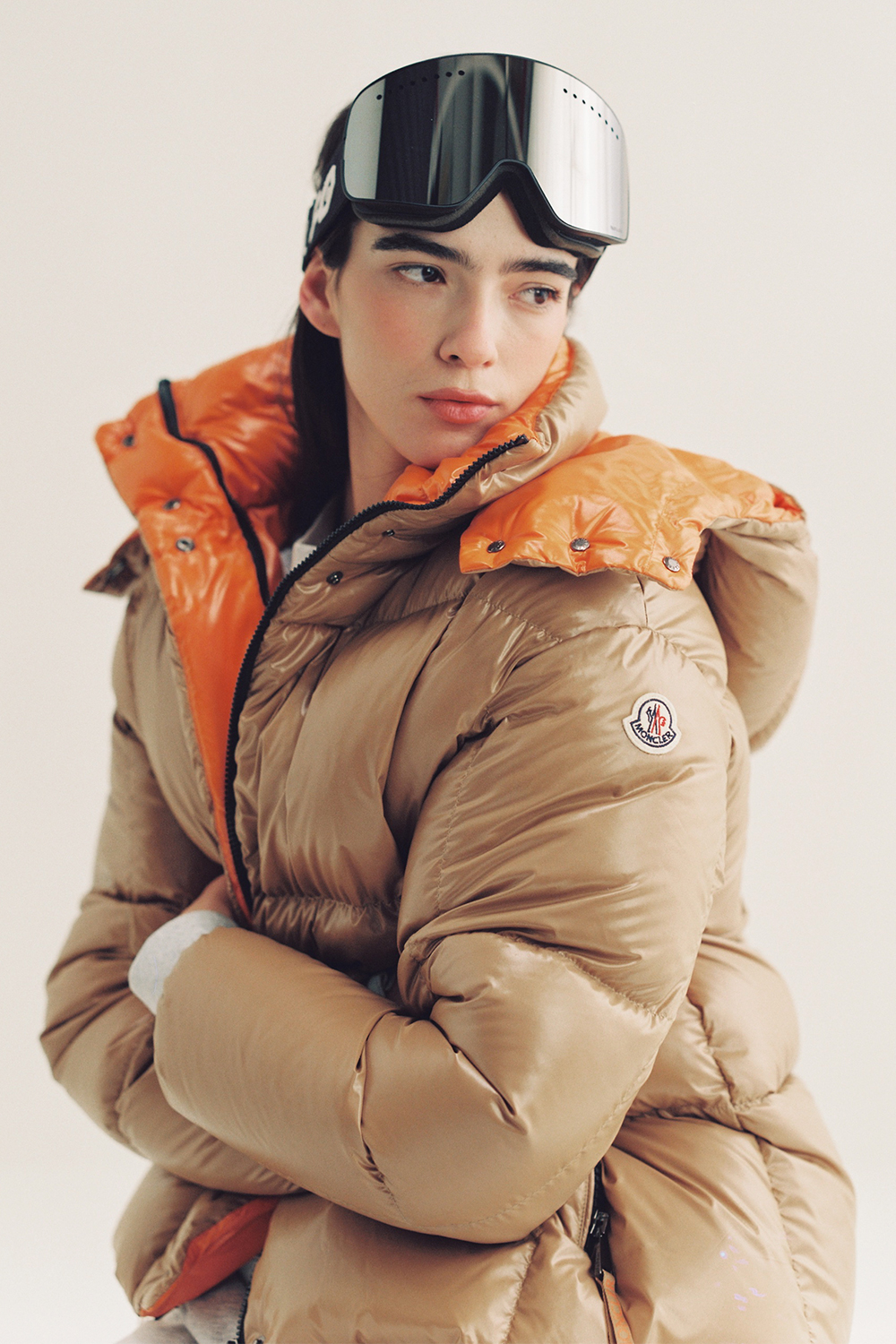 תמונת אווירה של מעיל פוך MONCLER