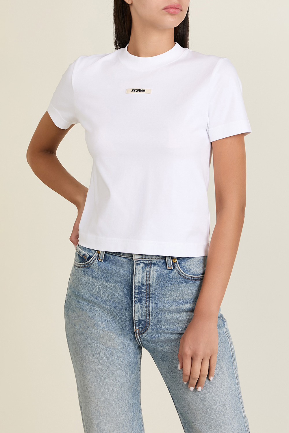 תמונת דוגמן קידמית של חולצת טי JACQUEMUS