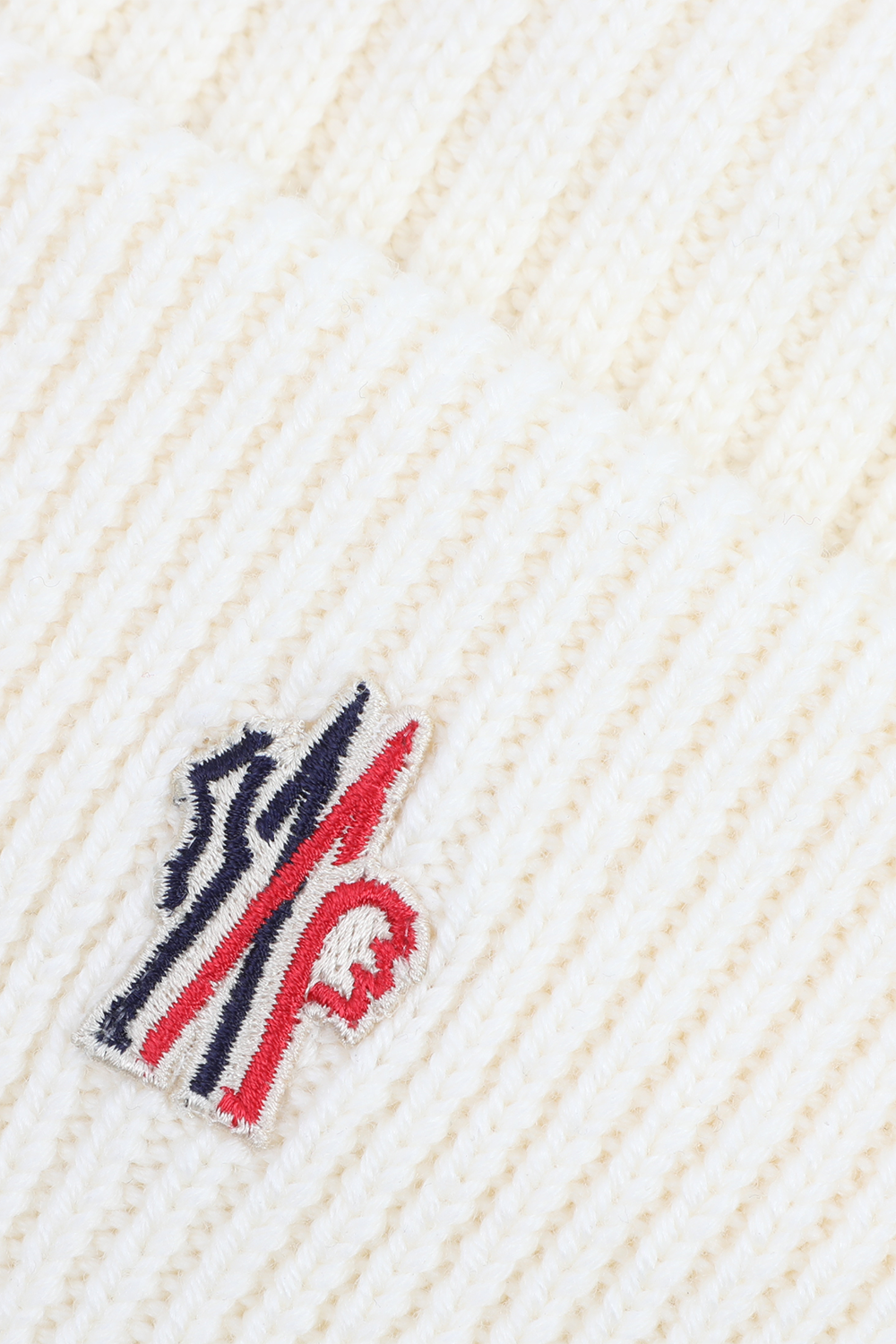 תמונת תקריב של כובע גרב ריב מצמר MONCLER