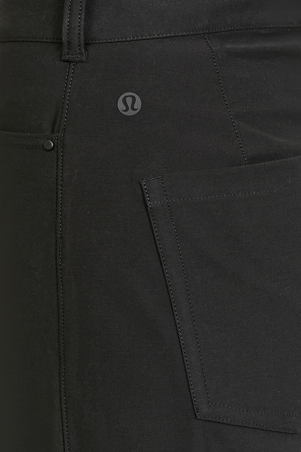 תמונת תקריב דוגמן של City Sleek Utilitech Extra-Wide-Leg Pant *Regular LULULEMON