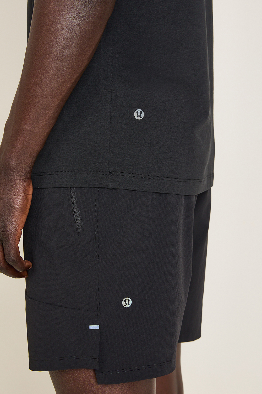 תמונת תקריב דוגמן של Train Active SS LULULEMON