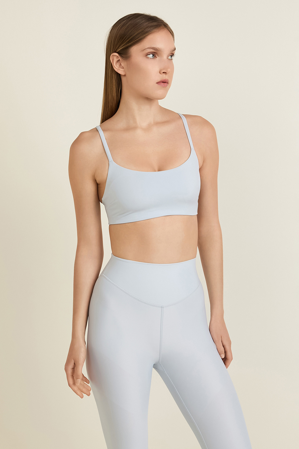 תמונת דוגמן קידמית של Wunder Train Strappy Racer Bra, C/D Cup LULULEMON