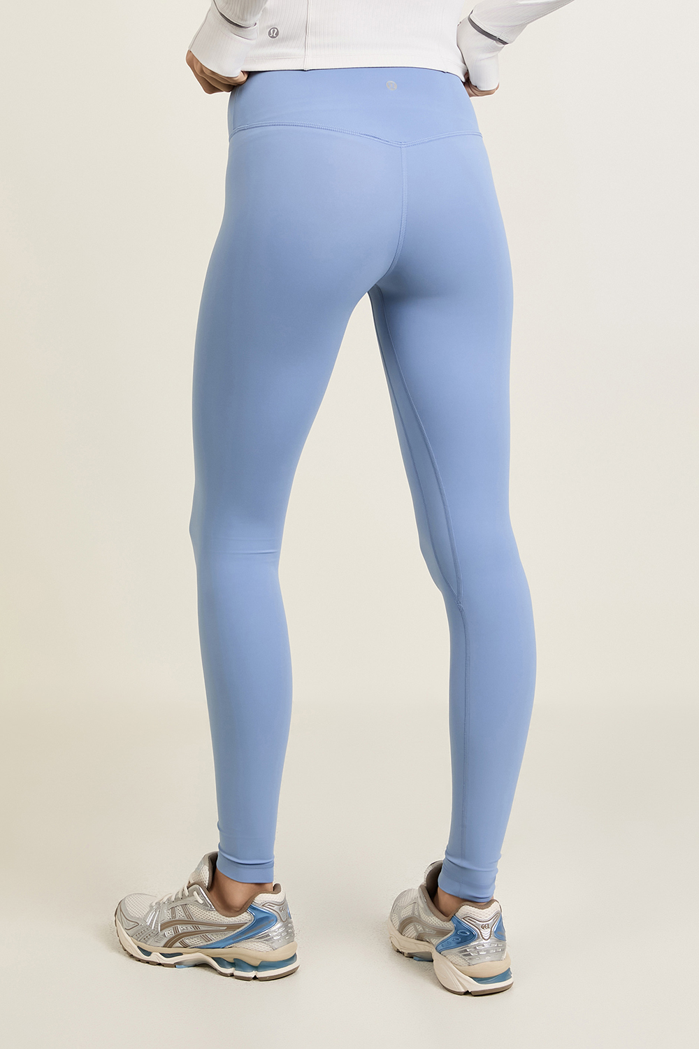 תמונת דוגמן אחורית של Align High-Rise Pant 28'' Leggings LULULEMON