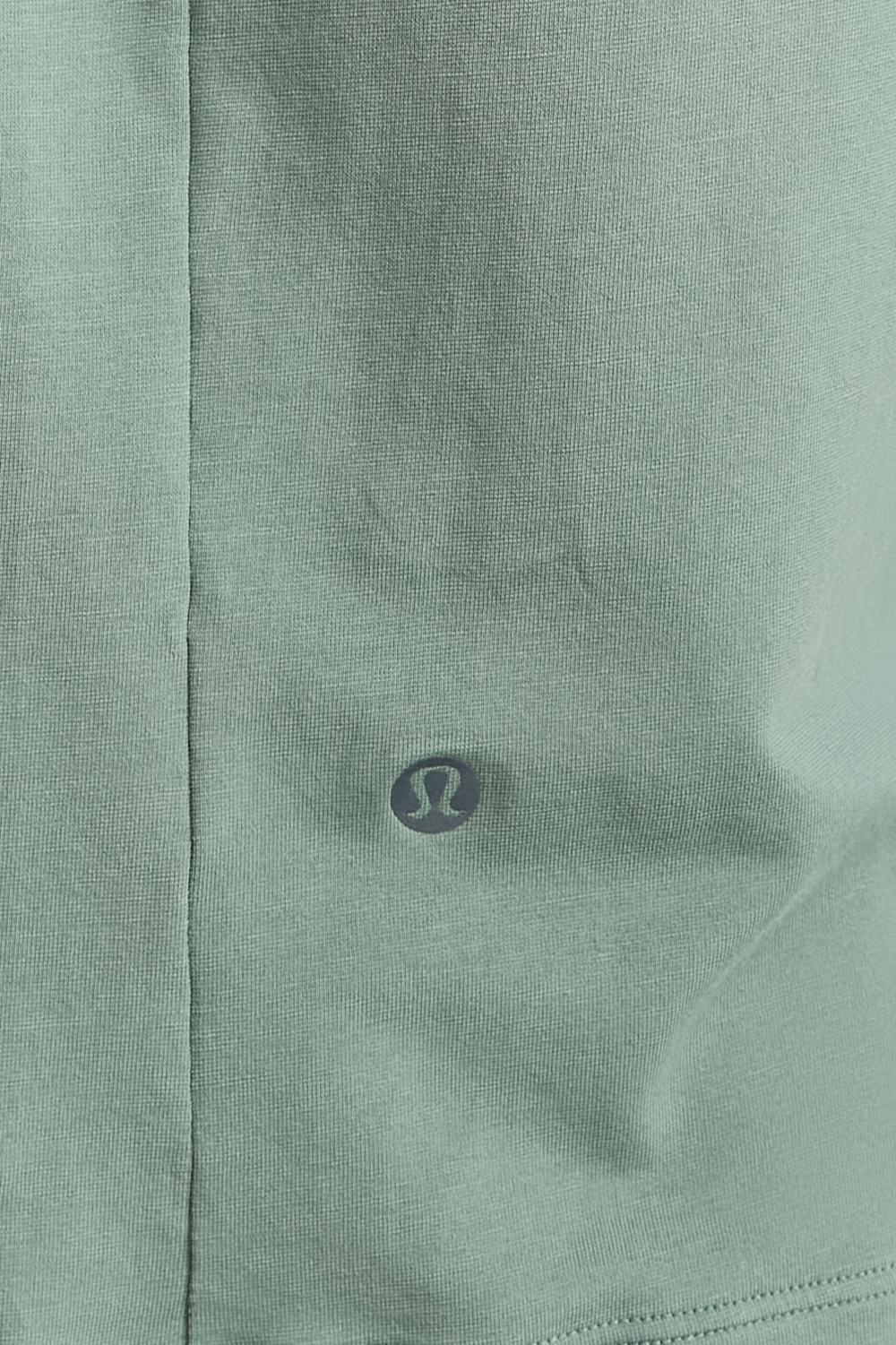 תמונת תקריב דוגמן של Zeroed In Short Sleeve Shirt LULULEMON