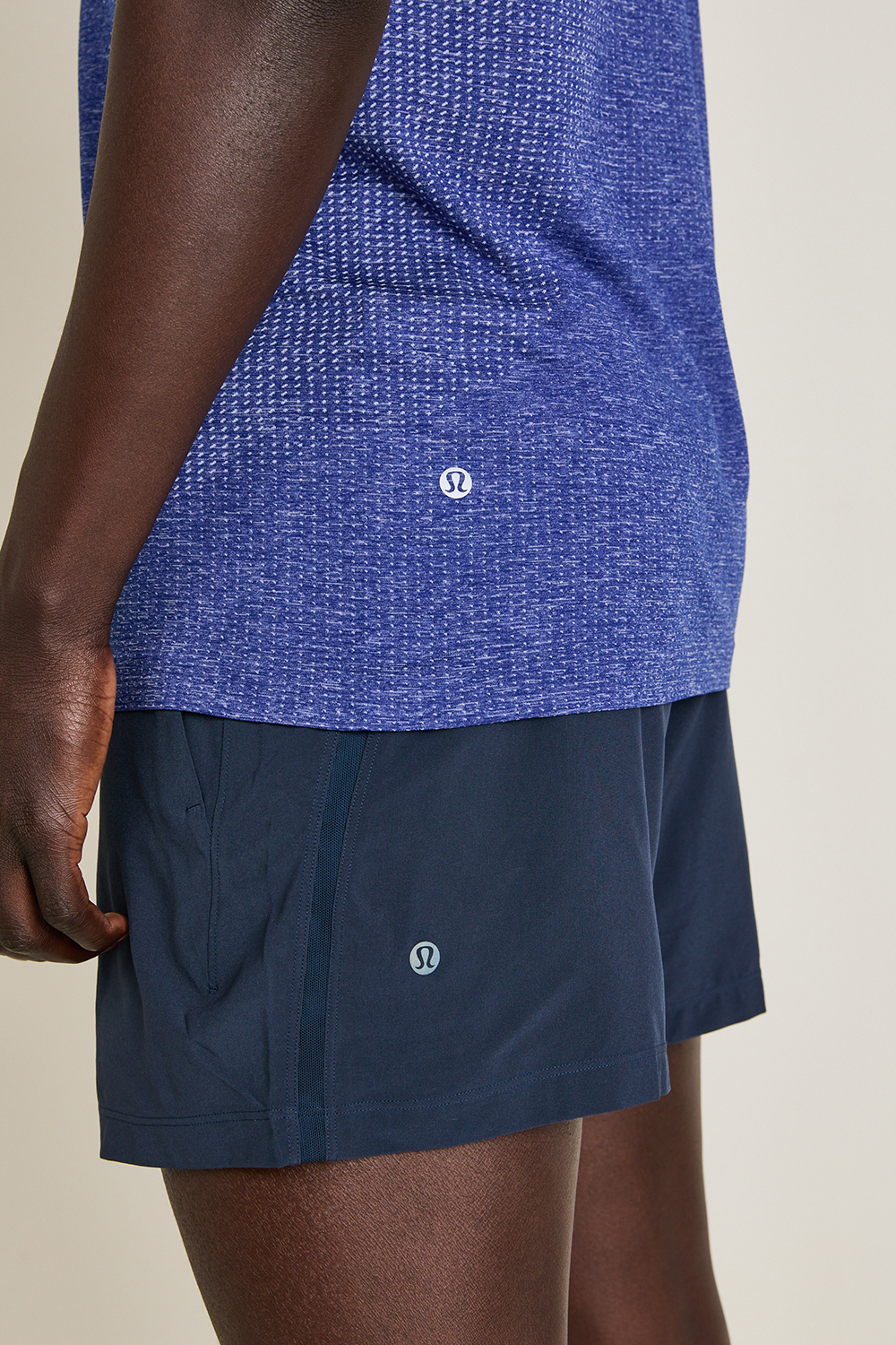 תמונת תקריב דוגמן של Metal Vent Tech Short Sleeve LULULEMON