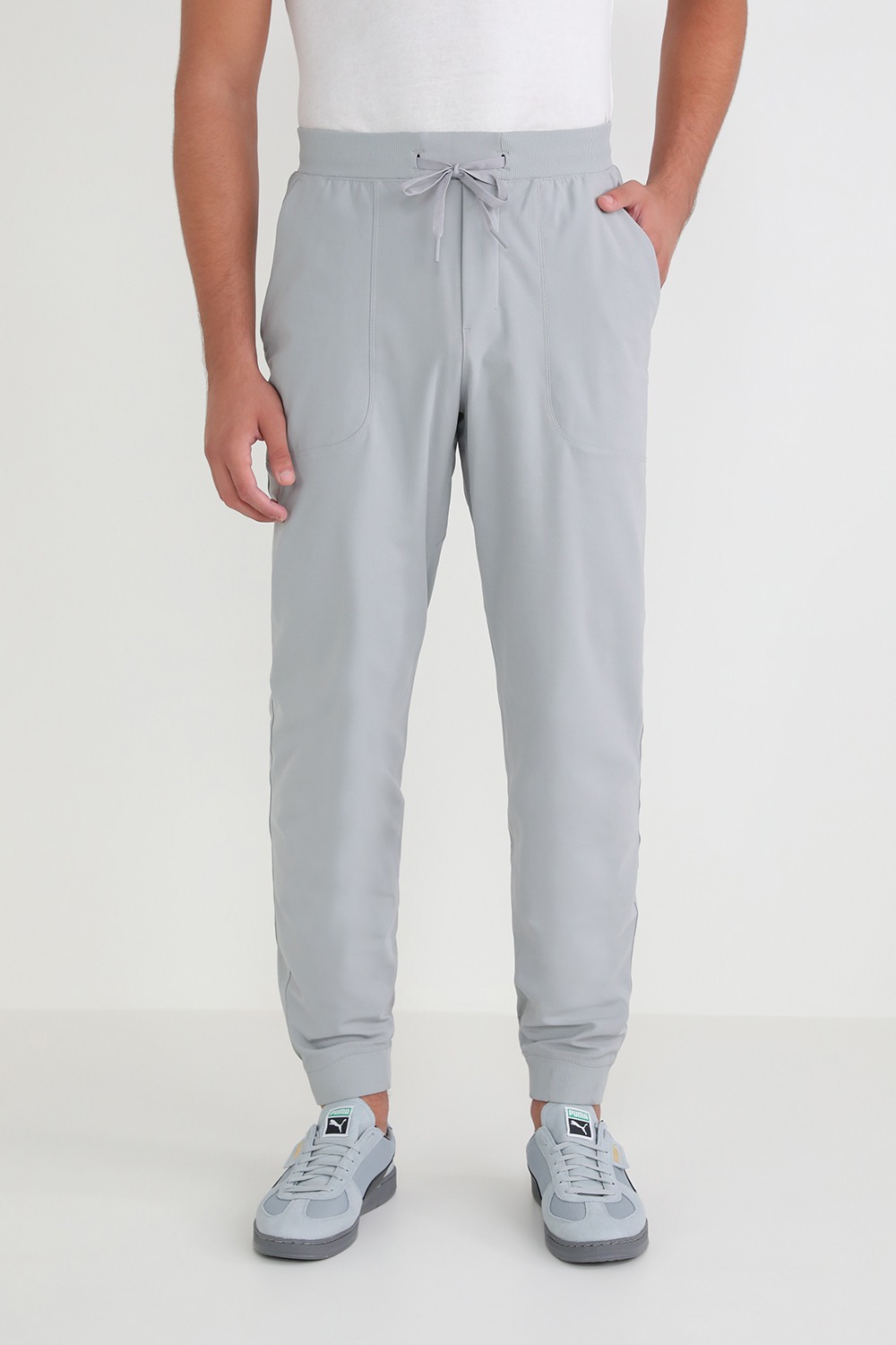 תמונת דוגמן קידמית של ABC Jogger Tall