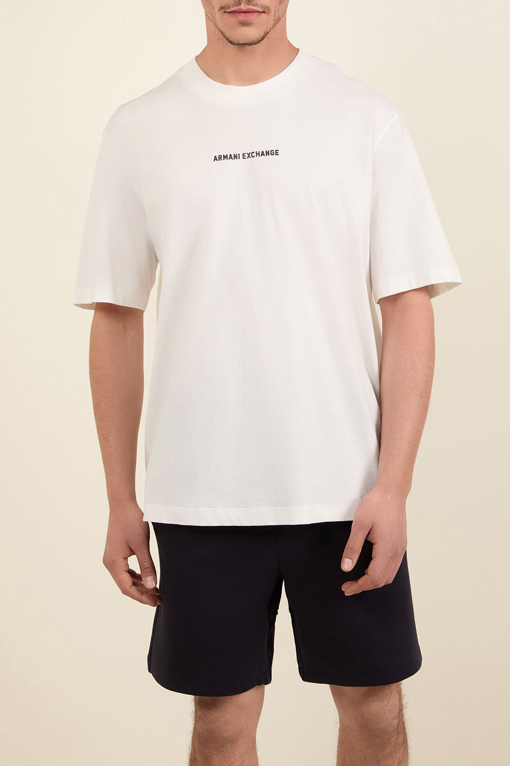 תמונת דוגמן קידמית של חולצת טי ARMANI EXCHANGE