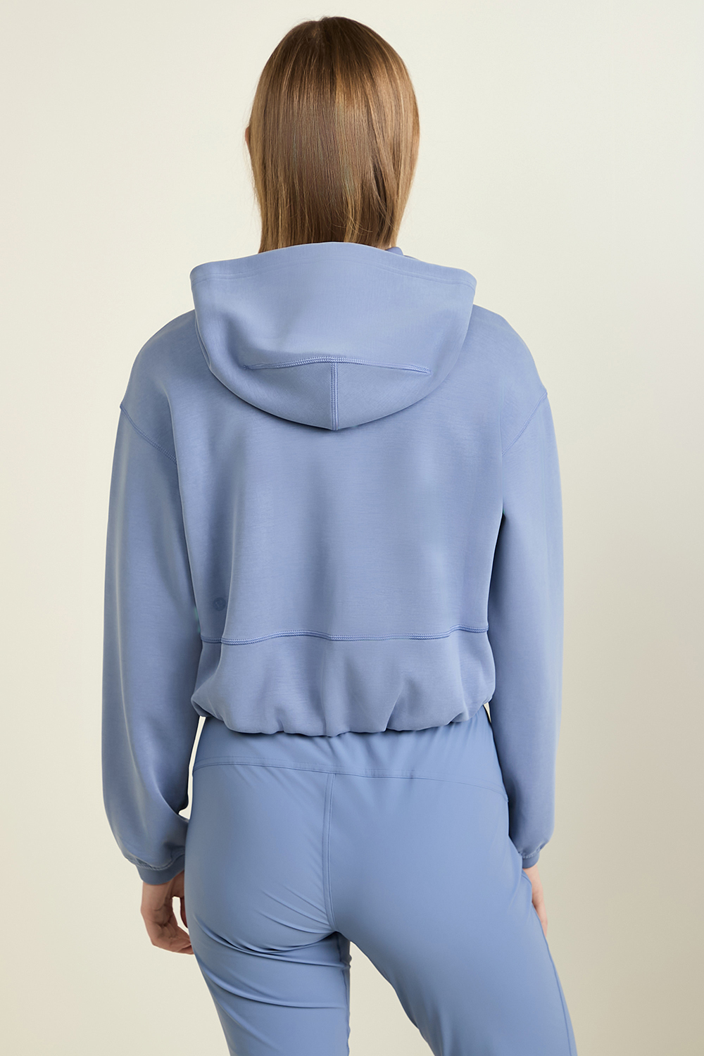 תמונת דוגמן אחורית של Softstreme Full-Zip Hoodie LULULEMON